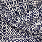 Tissu cotonnade motif japonais feuilles géométriques ASANOHA, bleu indigo & écru - TissusPapi.com