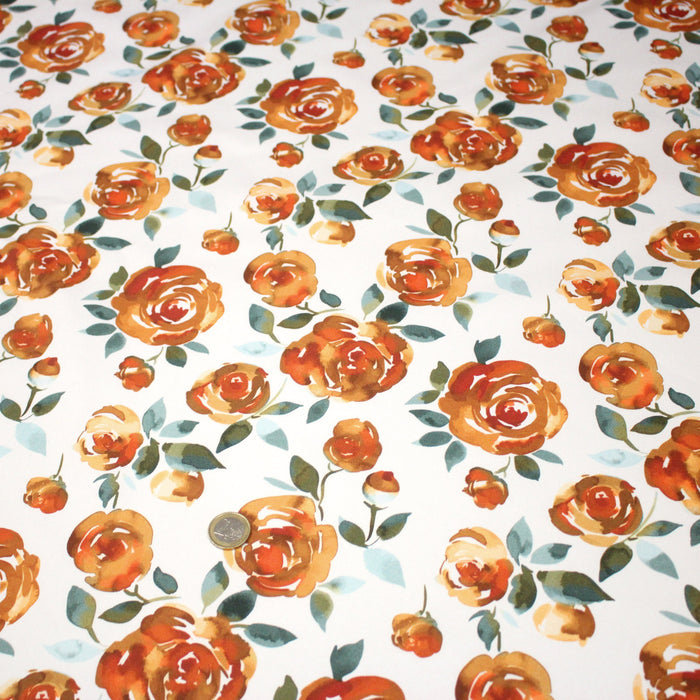 Tissu gabardine coton imprimée blanc aux roses oranges façon aquarelle - TissusPapi.com