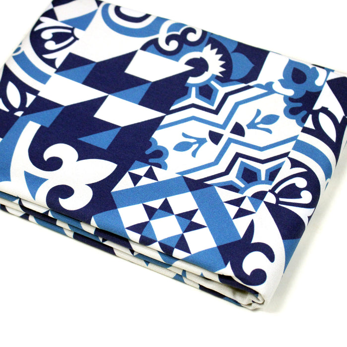 Tissu gabardine coton imprimée motif carreaux de faïence azulejos modernes, trois couleurs dispos - STANDARD 100 OEKO - TEX - TissusPapi.com