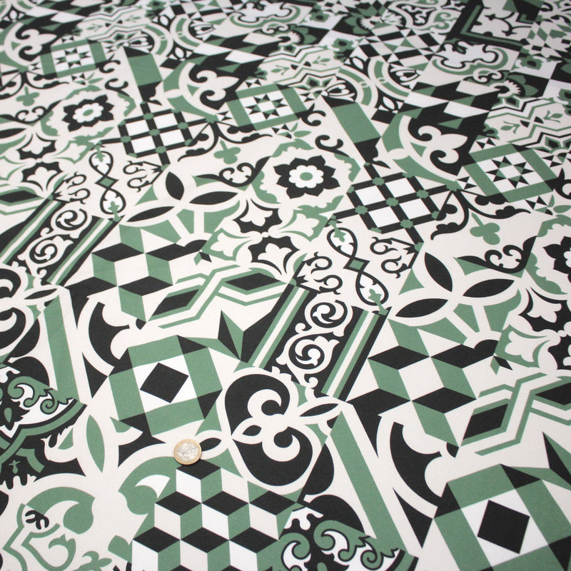 Tissu gabardine coton imprimée motif carreaux de faïence azulejos modernes, trois couleurs dispos - STANDARD 100 OEKO - TEX - TissusPapi.com