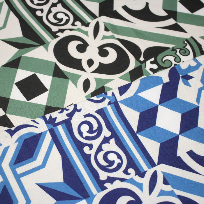 Tissu gabardine coton imprimée motif carreaux de faïence azulejos modernes, trois couleurs dispos - STANDARD 100 OEKO - TEX - TissusPapi.com