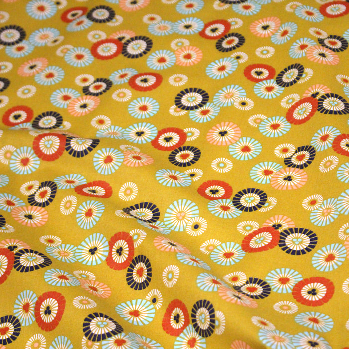 Tissu coton aux soleils ASAHI, motif traditionnel japonais, tons jaune moutarde - OEKO-TEX