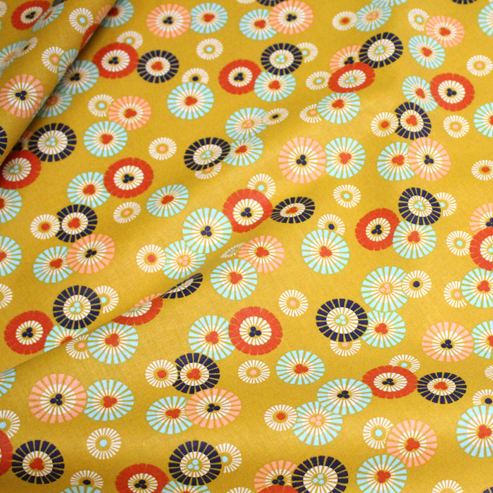 Tissu coton aux soleils ASAHI, motif traditionnel japonais, tons jaune moutarde - OEKO-TEX