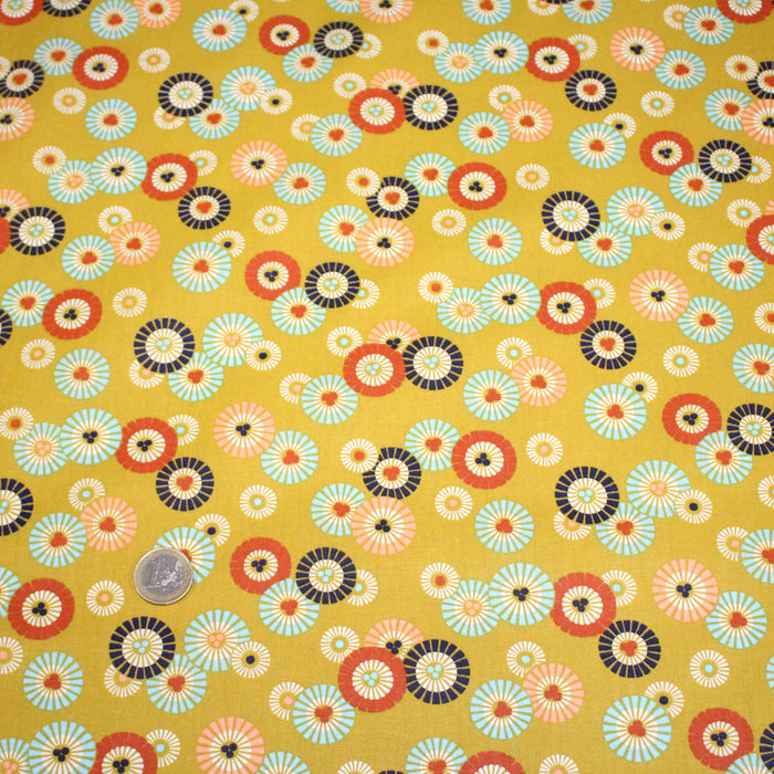 Tissu coton aux soleils ASAHI, motif traditionnel japonais, tons jaune moutarde - OEKO-TEX