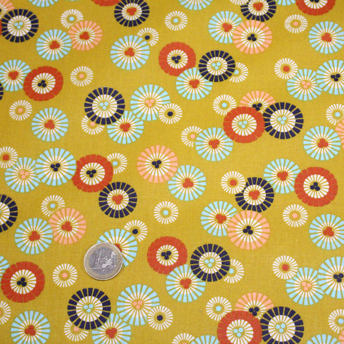 Tissu coton aux soleils ASAHI, motif traditionnel japonais, tons jaune moutarde - OEKO-TEX