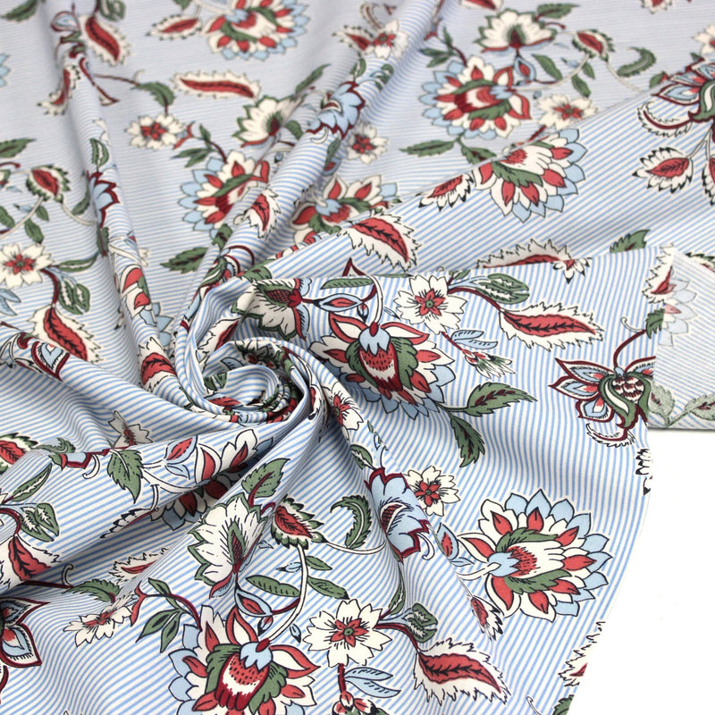 Tissu cotonnade RAIPUR imprimé indienne fleurie et fond fines rayures bleu ciel - OEKO-TEX STANDARD 100 - TissusPapi.com
