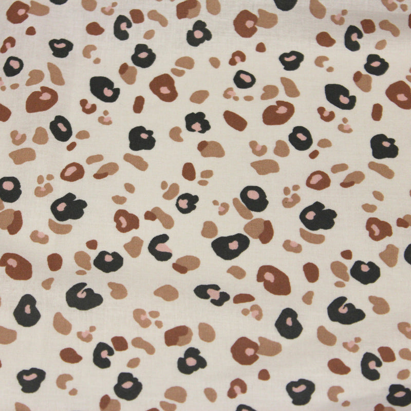 Tissu cotonnade LEOPARD, écru et taches léopard noires, roses, ocres - OEKO - TEX STANDARD 100 - TissusPapi.com
