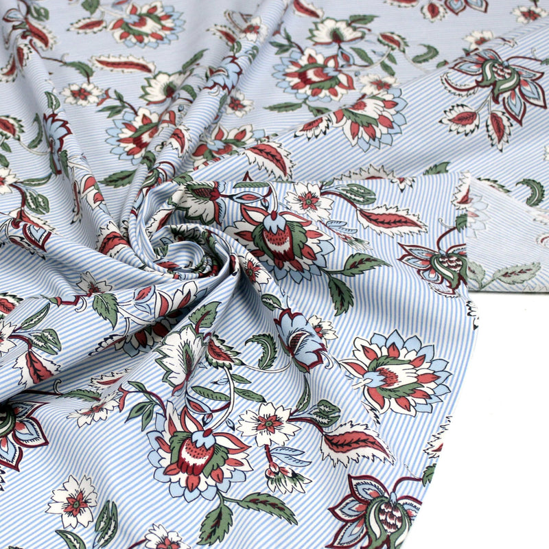 Tissu cotonnade RAIPUR imprimé indienne fleurie et fond fines rayures bleu ciel - OEKO-TEX STANDARD 100 - TissusPapi.com