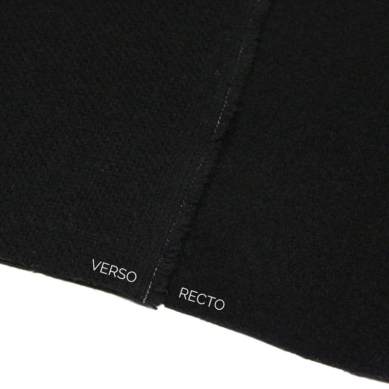 Tissu lainage épais et souple, noir uni, fabrication italienne