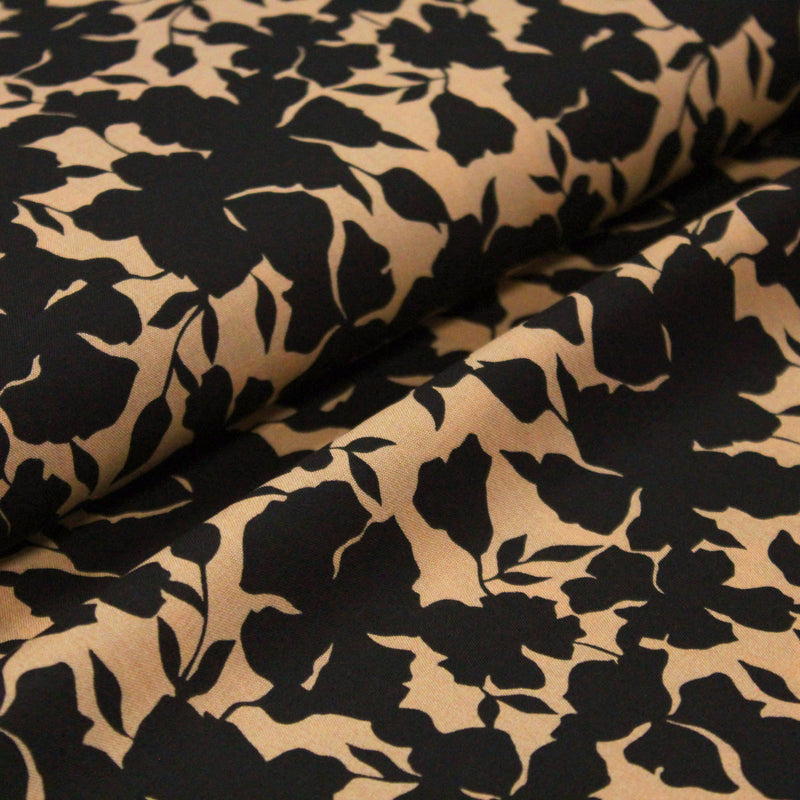 Tissu viscose fluide ocre aux feuilles noires façon silhouette - OEKO-TEX STANDARD 100 - TissusPapi.com