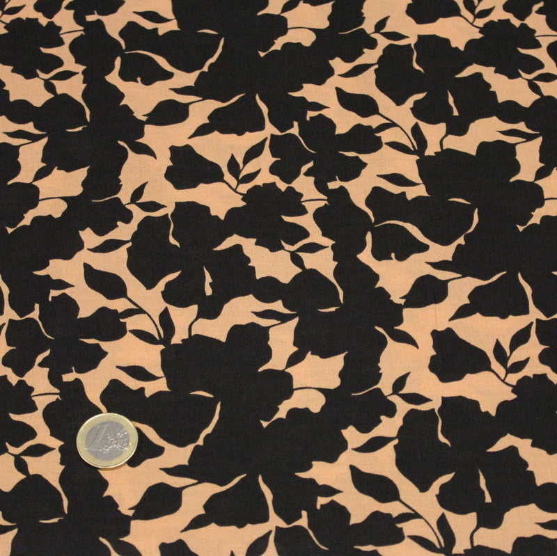 Tissu viscose fluide ocre aux feuilles noires façon silhouette - OEKO-TEX STANDARD 100 - TissusPapi.com