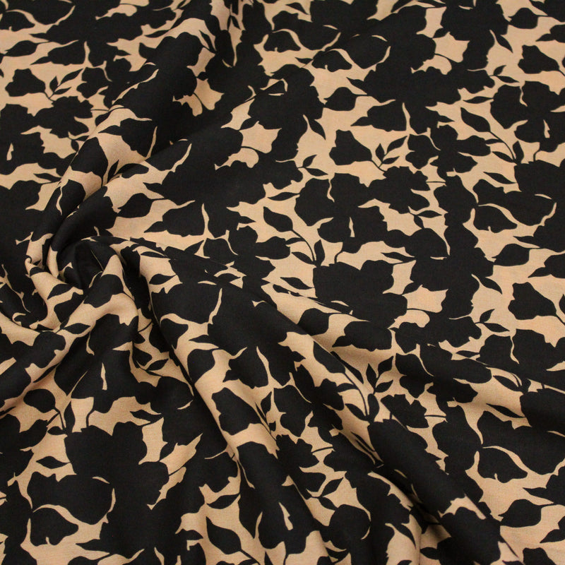 Tissu viscose fluide ocre aux feuilles noires façon silhouette - OEKO-TEX STANDARD 100 - TissusPapi.com