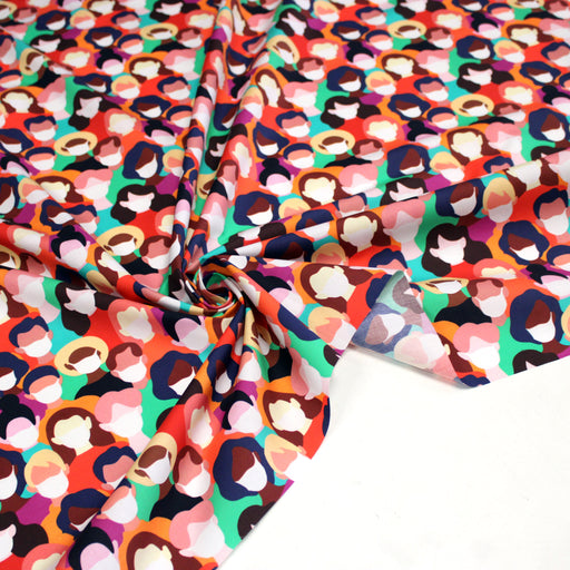 Tissu cotonnade LES HÉROS MASQUÉS, les soignants masqués aux couleurs pop - TissusPapi.com