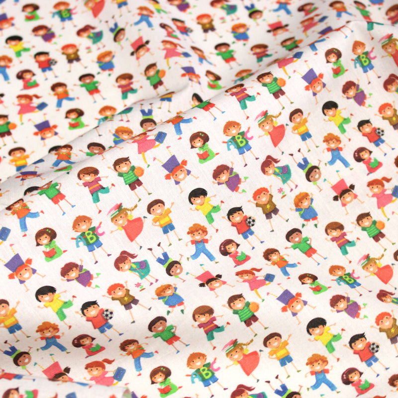 Tissu cotonnade enfant LA JOYEUSE RÉCRÉ – Petits écoliers multicolores, garçons et filles