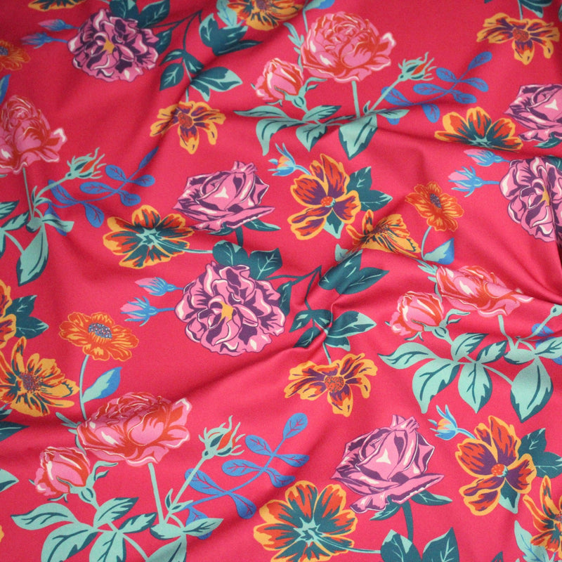 Tissu gabardine coton imprimée motif fleuri, fond fuchsia - OEKO - TEX - STUDIO ALBERTUS - TissusPapi.com