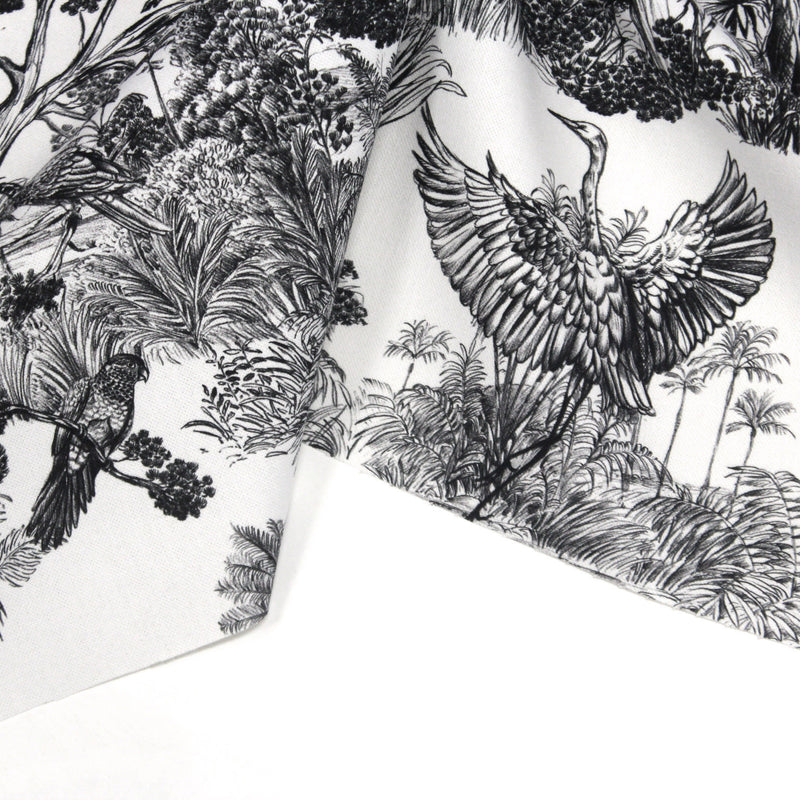 Tissu Toile de Jouy moderne noire, forêt tropicale, singes et léopards - COLLECTION ANIMALIA, par la maison Thevenon - TissusPapi.com