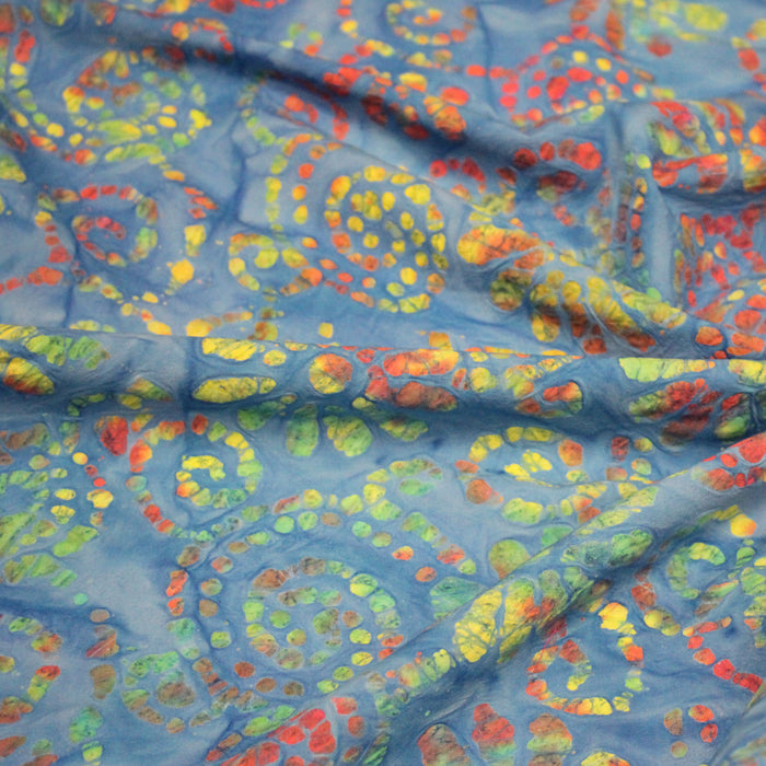 Tissu coton block print bleu aux fleurs et arabesques multicolores - MADE IN INDIA - TissusPapi.com
