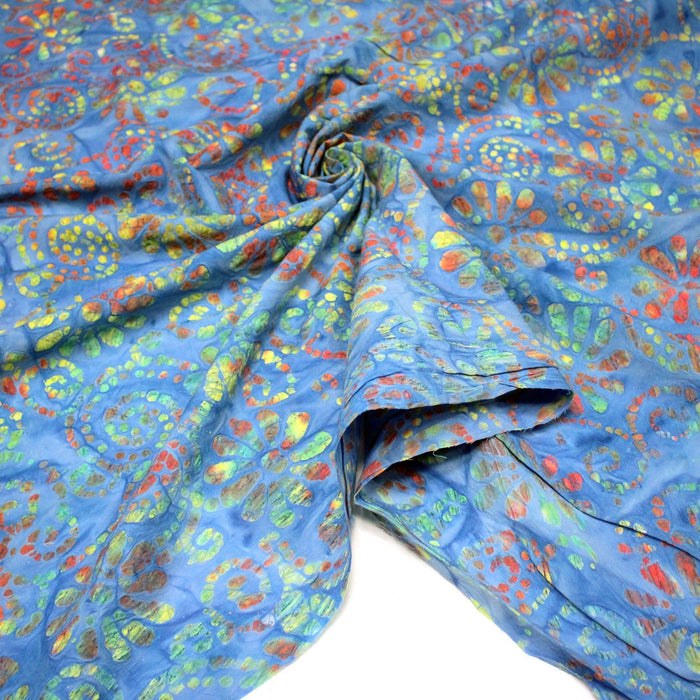 Tissu coton block print bleu aux fleurs et arabesques multicolores - MADE IN INDIA - TissusPapi.com