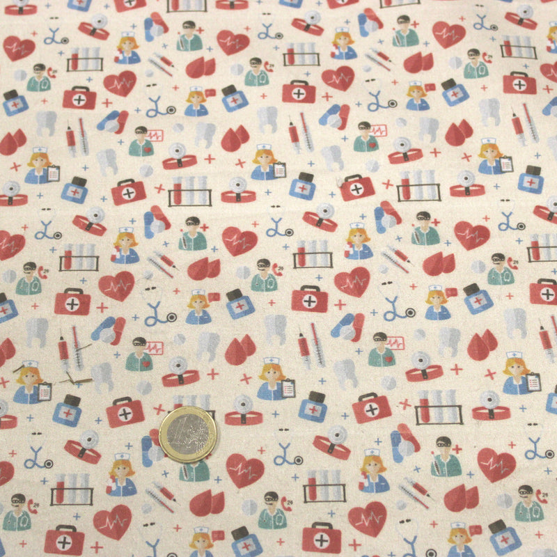 Tissu cotonnade motif médical docteurs et infirmières – fond écru