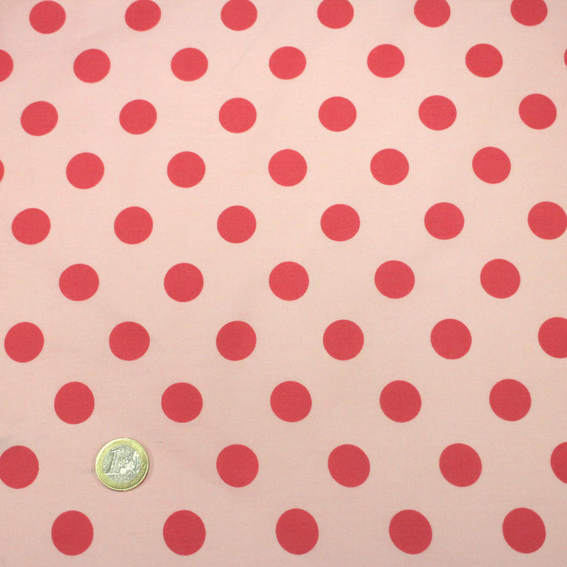Tissu popeline de coton rose pâle à pois rouge magenta 18mm - COLLECTION POLKA DOT - TissusPapi.com