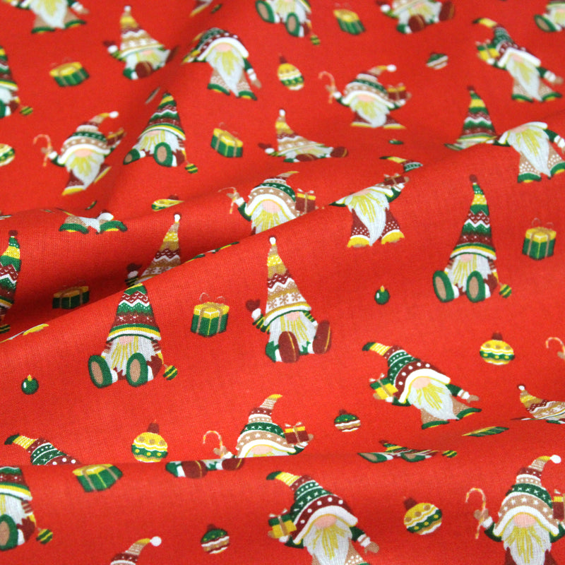 Tissu cotonnade de NOËL, Gnomes & lutins, fond rouge - OEKO-TEX STANDARD 100