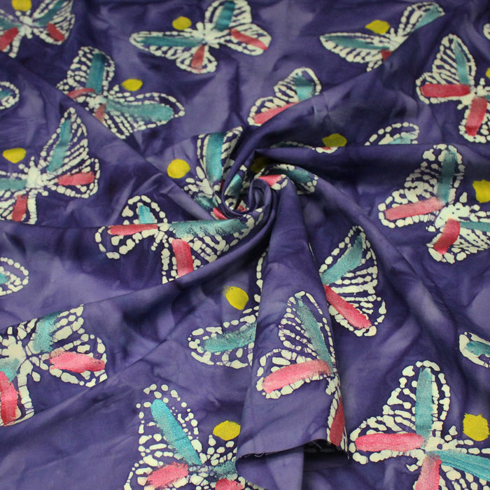 Tissu cotonnade BATIK aux papillons blanc : rose, vert, violet - MADE IN INDIA - TissusPapi.com