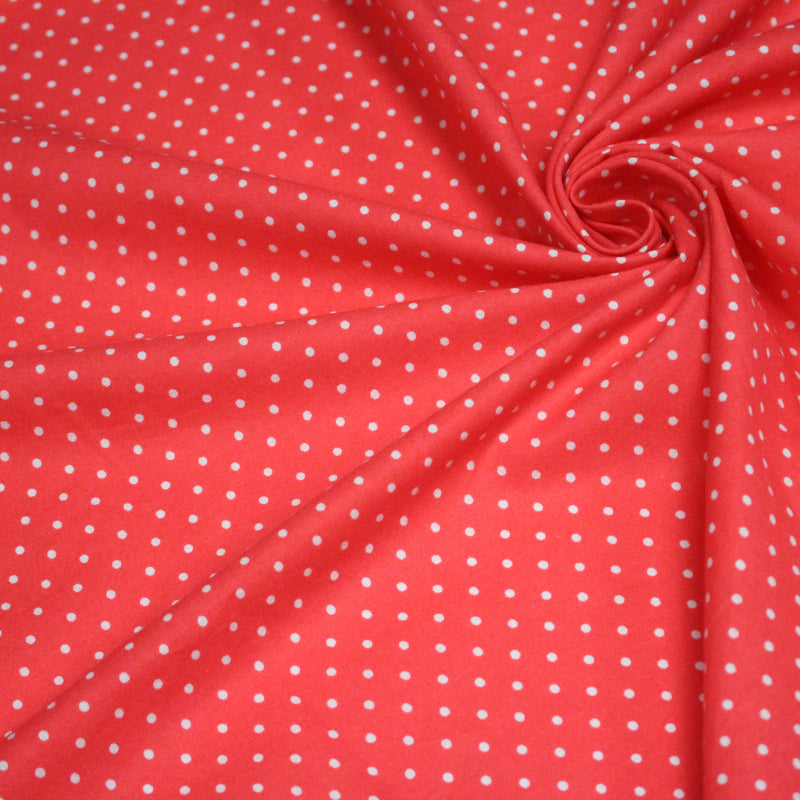 Tissu coton rouge fraise à pois blancs 2mm - COLLECTION POLKA DOT - TissusPapi.com