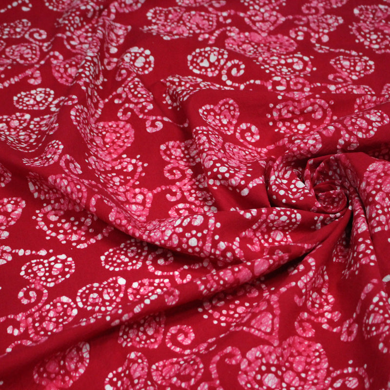 Tissu coton block rose rouge aux coeurs blancs et roses - MADE IN INDIA - TissusPapi.com