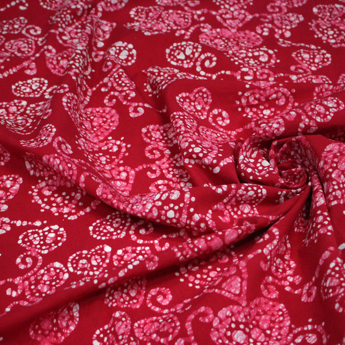 Tissu coton block rose rouge aux coeurs blancs et roses - MADE IN INDIA