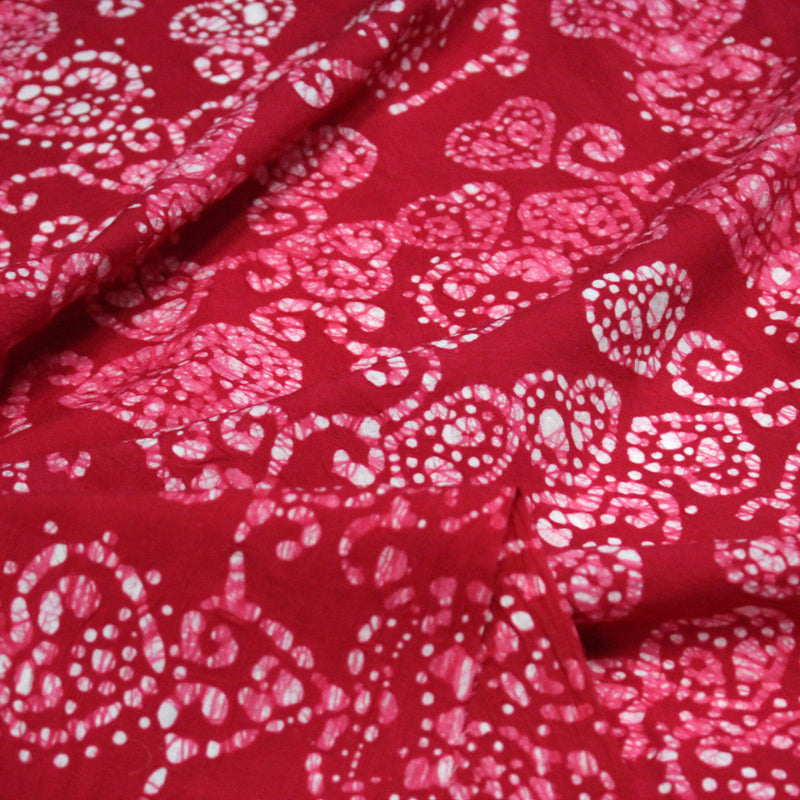 Tissu coton block rose rouge aux coeurs blancs et roses - MADE IN INDIA - TissusPapi.com