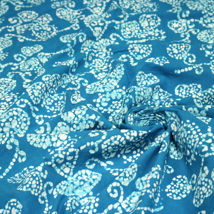 Tissu coton block bleu turquoise aux coeurs blancs et bleus - MADE IN INDIA