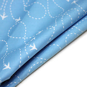 Tissu popeline coton bleu aux avions et lignes de vol, collection VOYAGE - TissusPapi.com