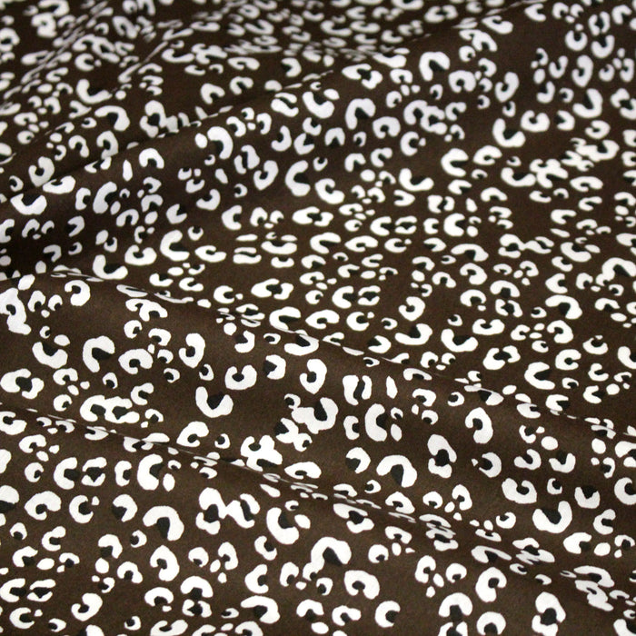 Tissu cotonnade LEOPARD, chocolat aux taches noires et blanches - OEKO-TEX