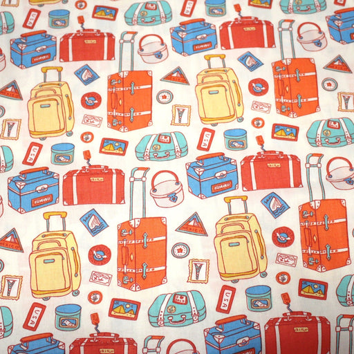 Tissu popeline coton Les valises et sacs à dos multicolores, collection VOYAGE - TissusPapi.com