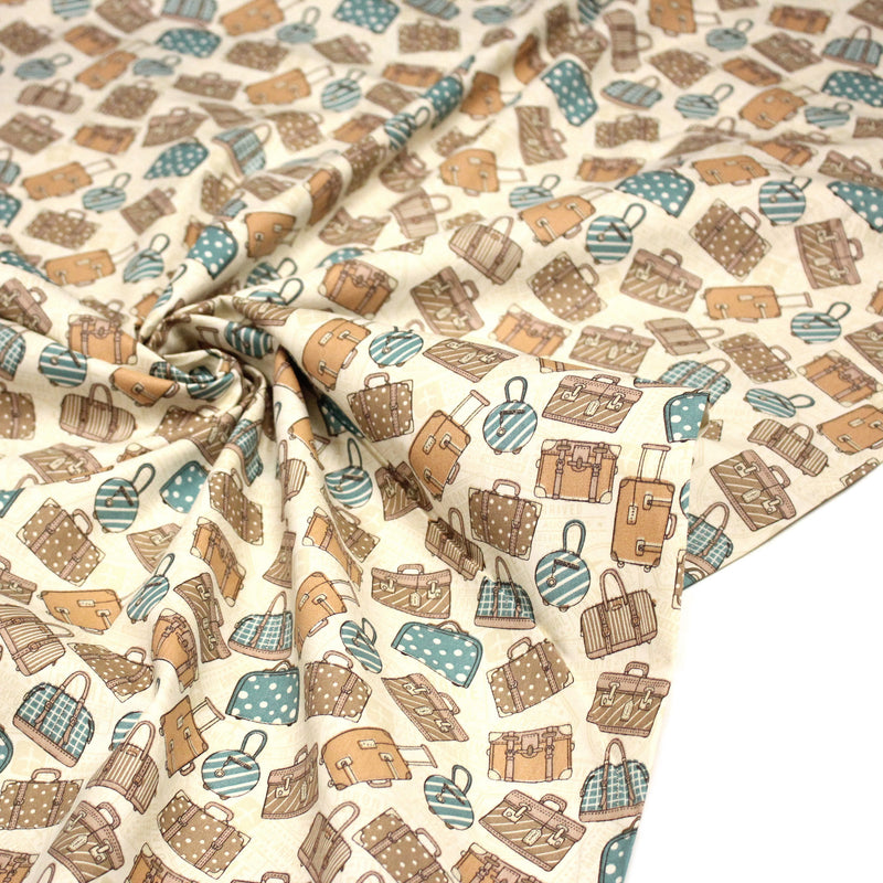 Tissu popeline coton, les valises vintage, tons ocres & bleus, fond écru - Collection VOYAGE - TissusPapi.com
