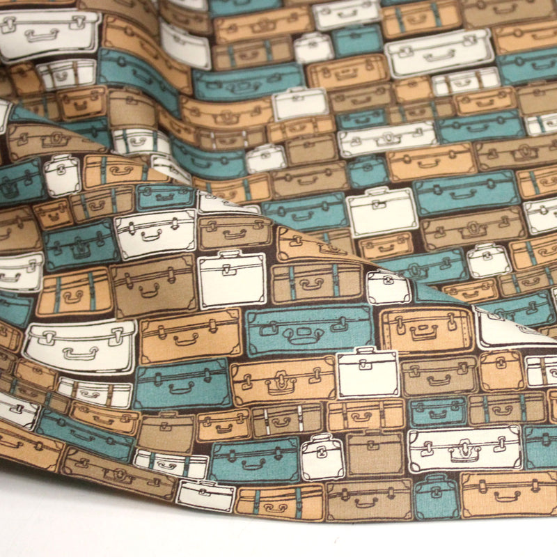 Tissu popeline coton, les valises & malettes, tons ocres & bleus - Collection VOYAGE - TissusPapi.com