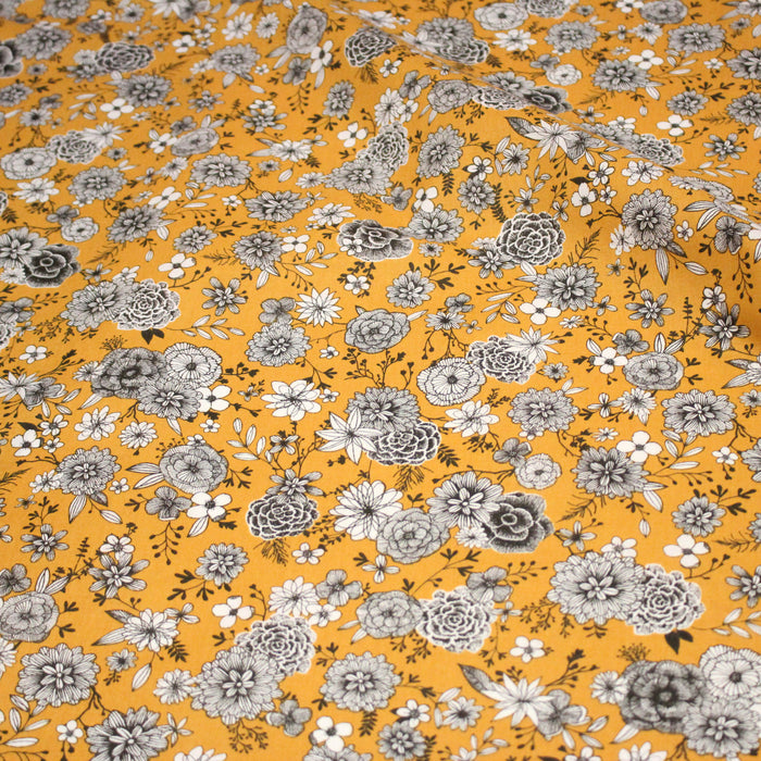 Tissu coton jaune safran & imprimé fleuri noir et blanc - COLLECTION SIRACUSA