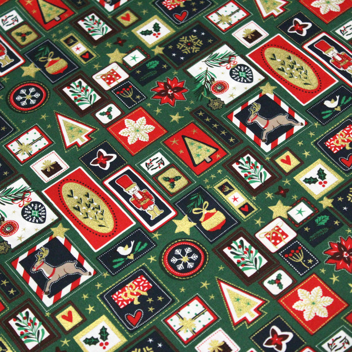 Tissu de coton de Noël Les cadres de Noël aux objets bleus, rouges, verts et dorés - COLLECTION NOËL - OEKO-TEX