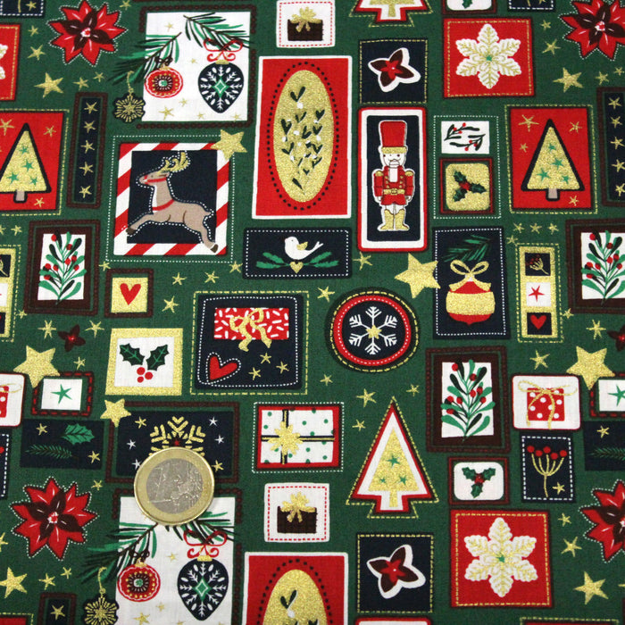 Tissu de coton de Noël Les cadres de Noël aux objets bleus, rouges, verts et dorés - COLLECTION NOËL - OEKO-TEX