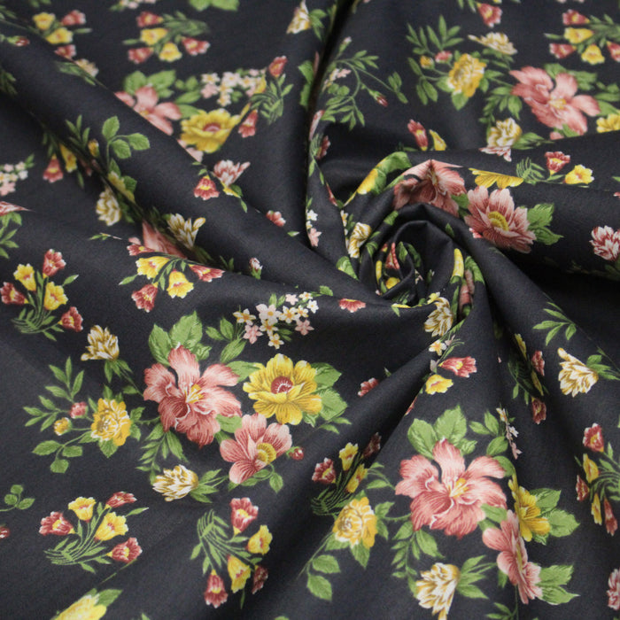 Tissu popeline coton gris aux fleurs roses et jaunes - Collection britannique - TissusPapi.com