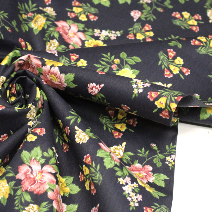 Tissu popeline coton gris aux fleurs roses et jaunes - Collection britannique - TissusPapi.com
