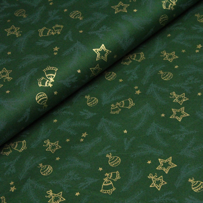 Tissu de coton de Noël vert aux branches de sapin vertes, cloches et boules de Noël dorées - COLLECTION NOËL - OEKO-TEX