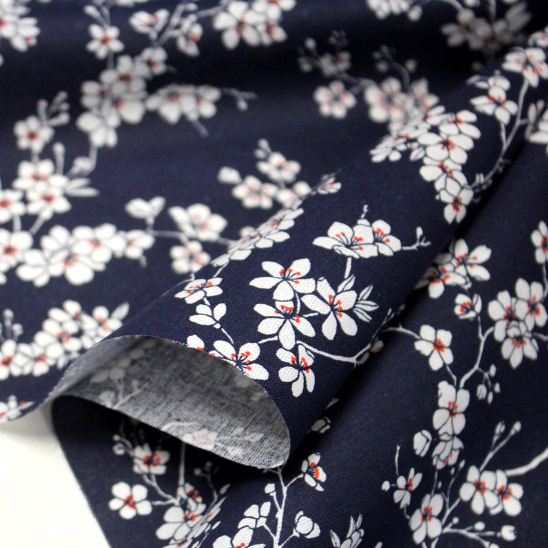 Tissu cotonnade HANA HANA, fleurs de cerisier japonais noir & blanc, fond rouge / bleu / jaune - OEKO - TEX - TissusPapi.com