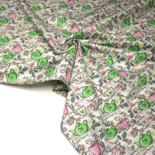 Tissu popeline coton, TEATIME : théières et tasses de thé, écru, rose & vert - TissusPapi.com