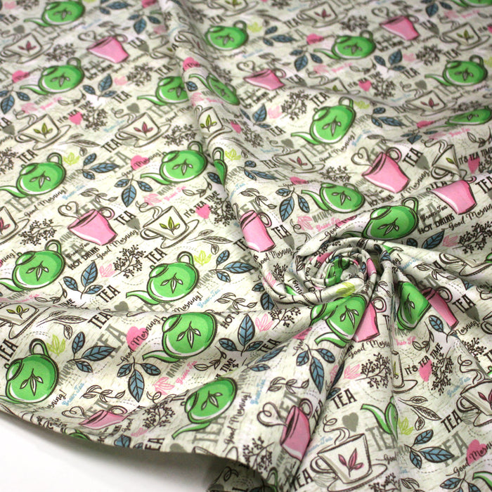 Tissu popeline coton, TEATIME : théières et tasses de thé, écru, rose & vert - TissusPapi.com
