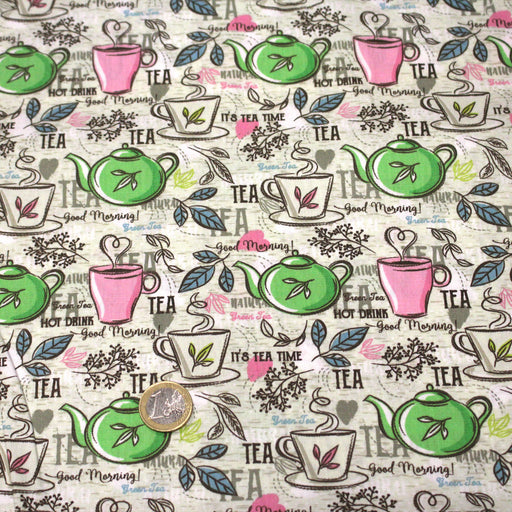 Tissu popeline coton, TEATIME : théières et tasses de thé, écru, rose & vert - TissusPapi.com
