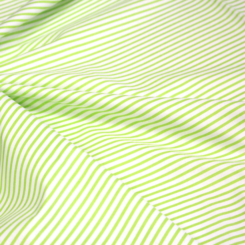 Tissu cotonnade aux rayures blanches et vert pomme - TissusPapi.com