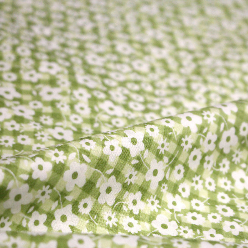 Tissu cotonnade CHARLINE : Vichy vert blanc et petites fleurs vertes - TissusPapi.com