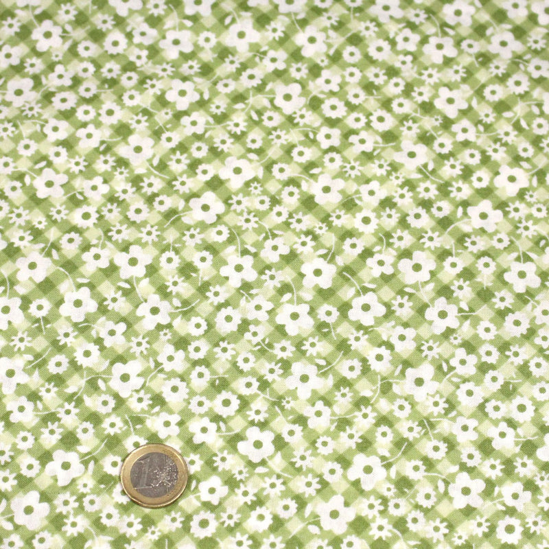 Tissu cotonnade CHARLINE : Vichy vert blanc et petites fleurs vertes - TissusPapi.com