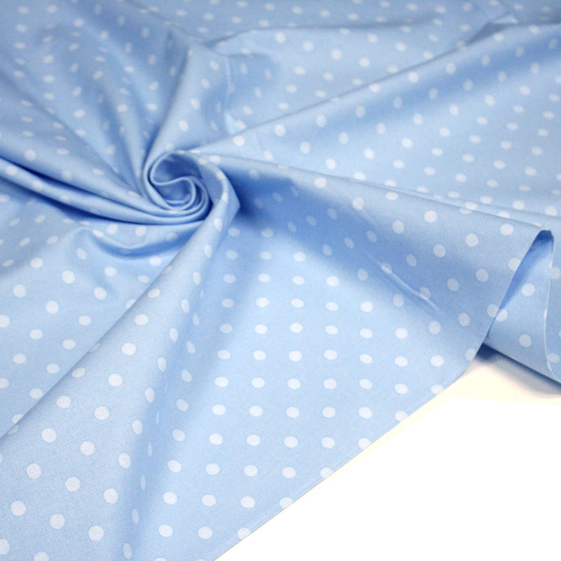 Tissu cotonnade bleu ciel aux pois bleus 6mm - TissusPapi.com